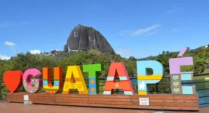 Panoramic view of Guatapé and El Peñol Rock during a tour from Medellín