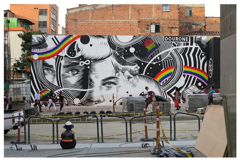 grafitti plaza comuna 13 medellín colombia 2025